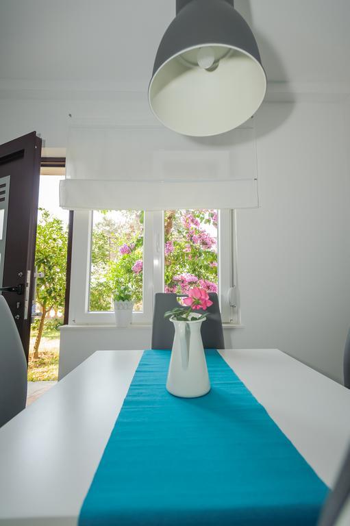 Dadule Apartments Подстрана Номер фото