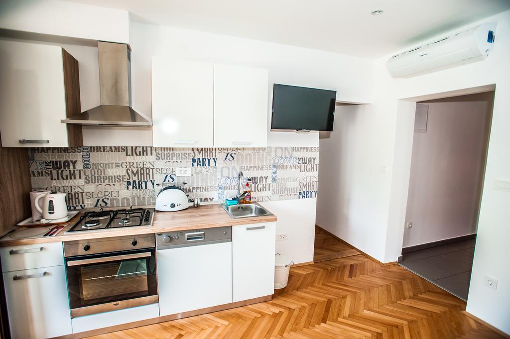 Dadule Apartments Подстрана Экстерьер фото