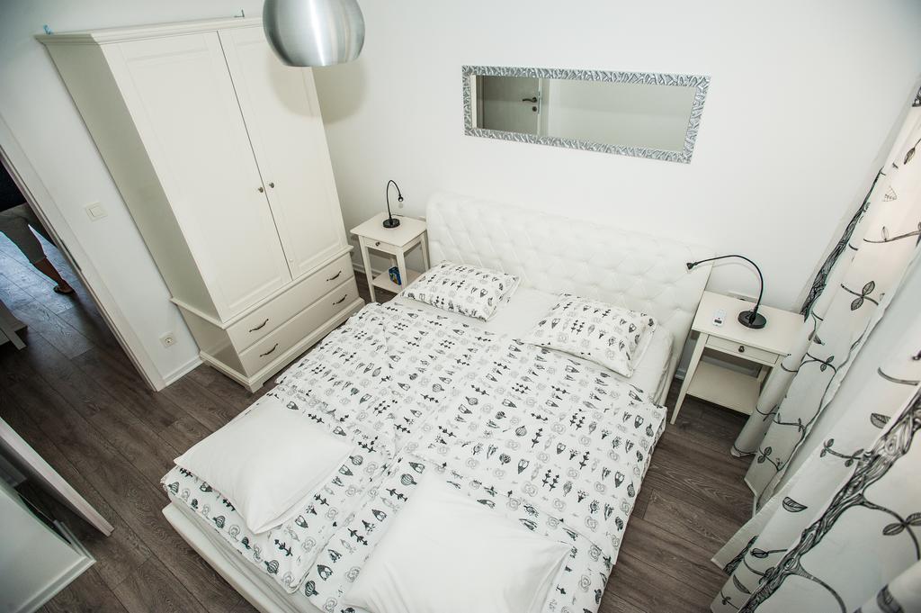 Dadule Apartments Подстрана Экстерьер фото